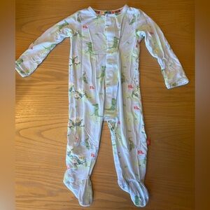 Magnetic Me footed pajamas- A Putt Above